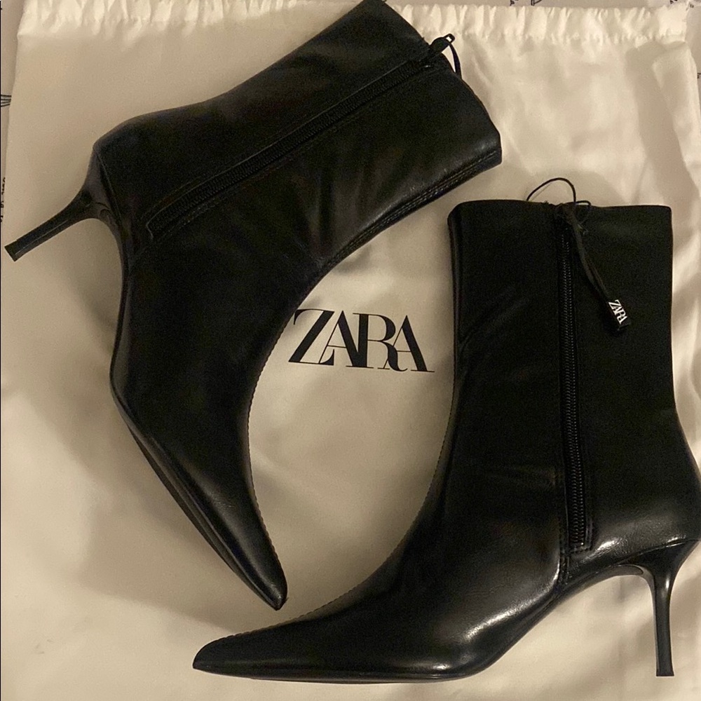 Zara Black Heeled Boots with Pointed Toe